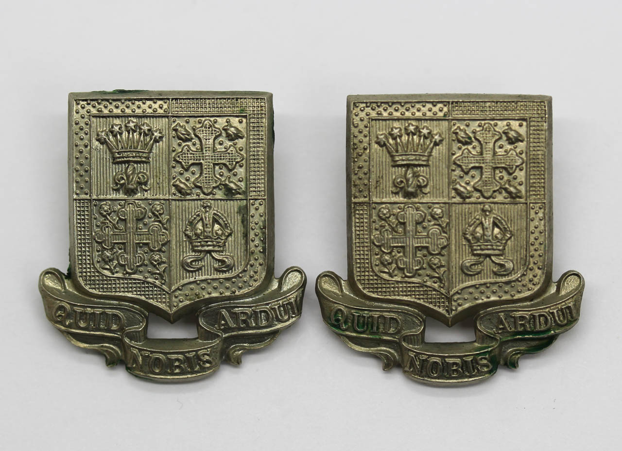 Pair of 13th County of London Bn (Kensington) London Regiment Collar Badges