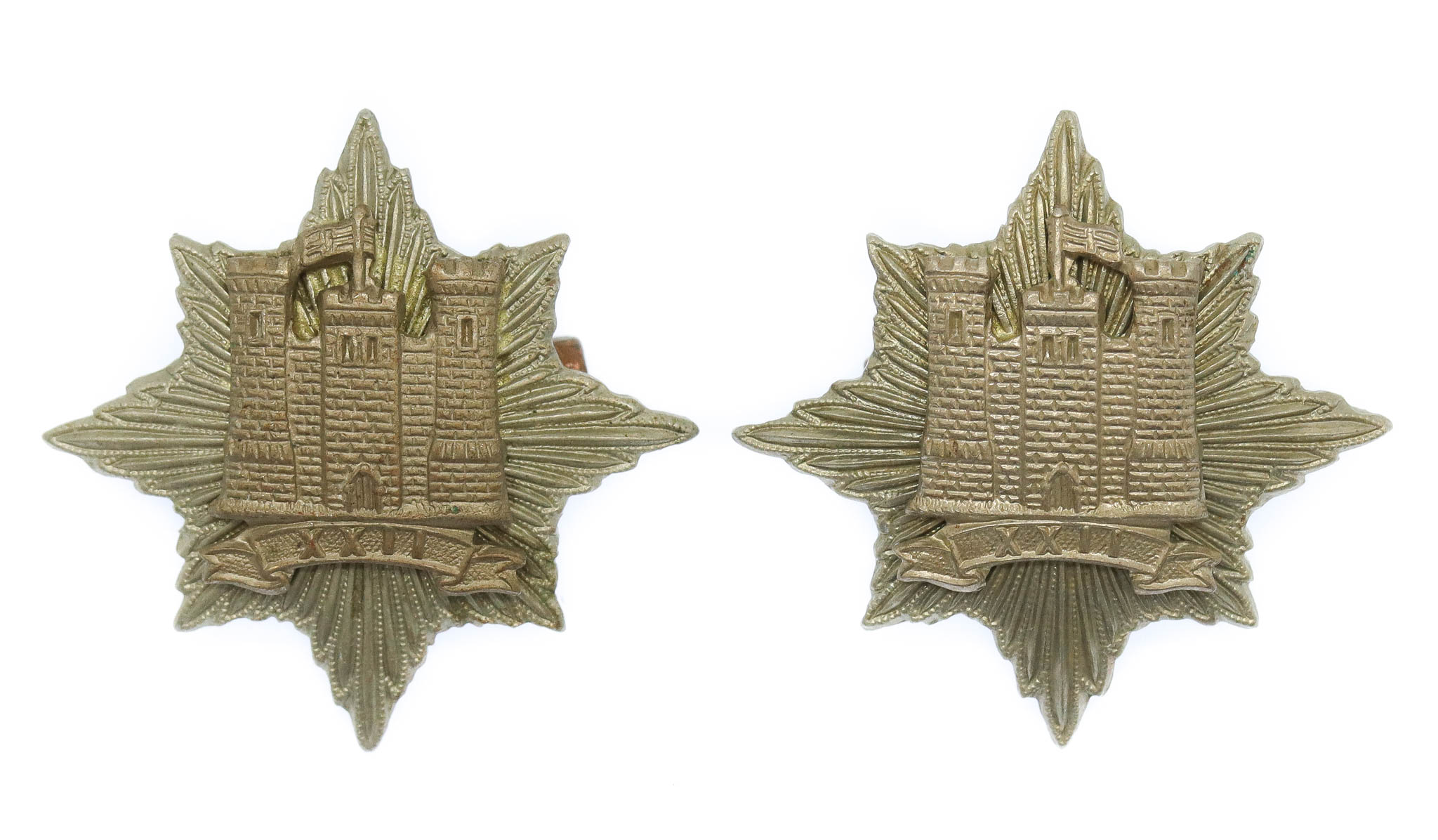 Pair of 22nd Dragoons Collar Badges