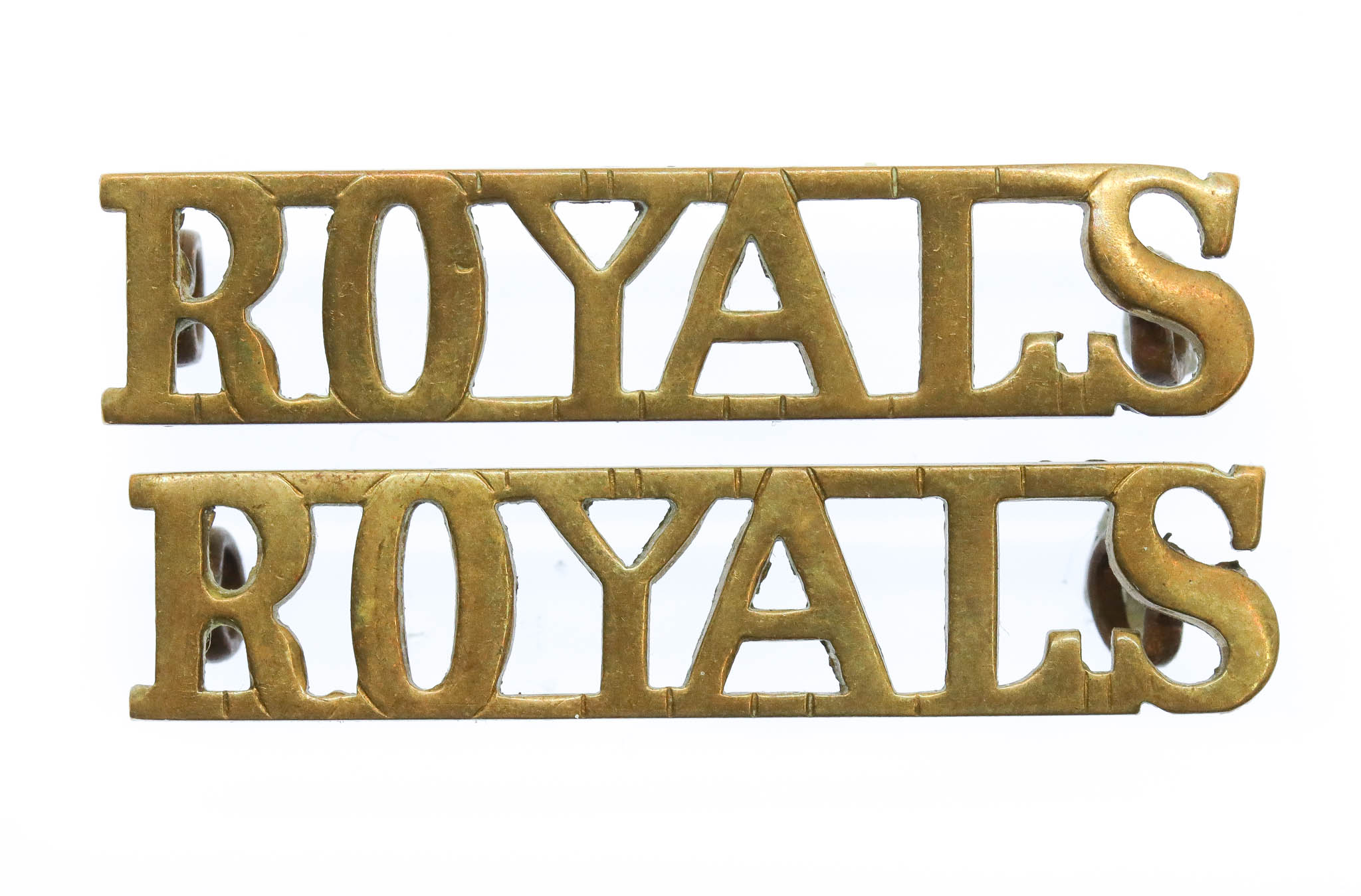 Pair of 1st Royal Dragoons (ROYALS) Shoulder Titles