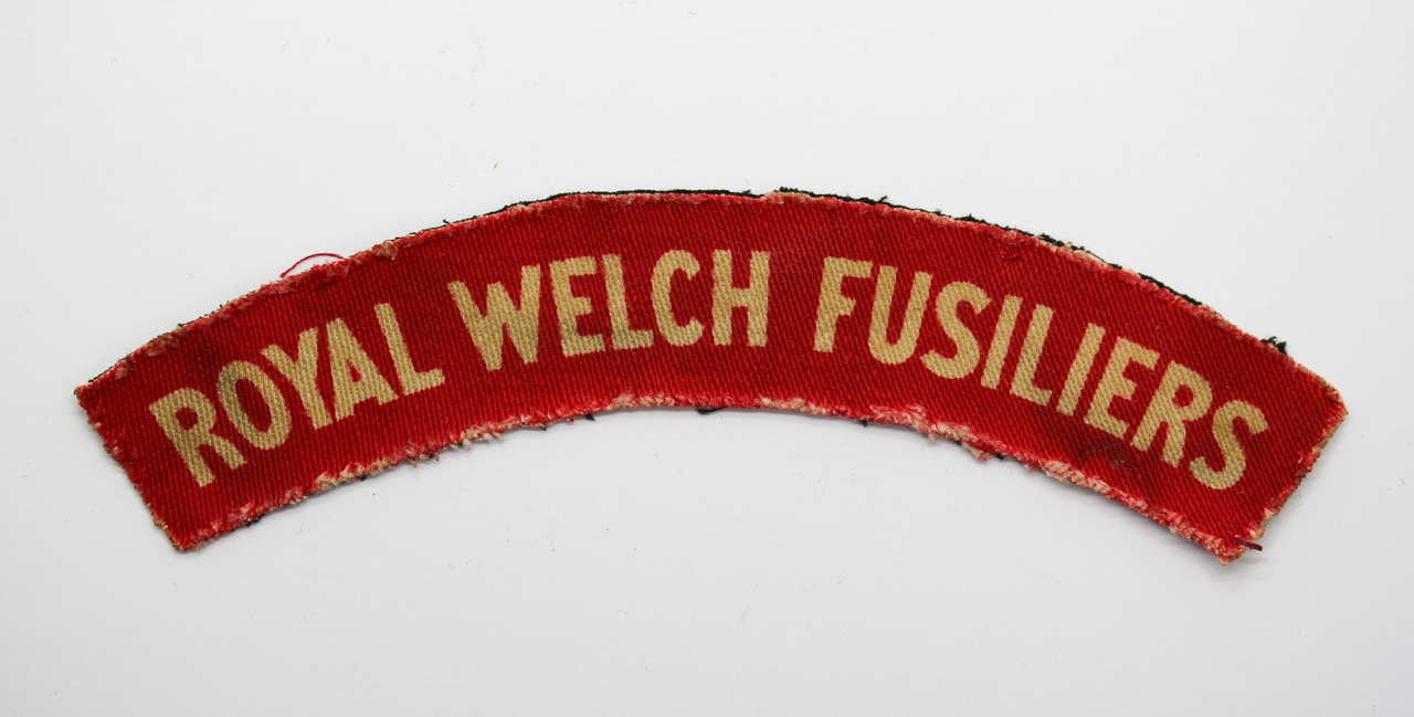 Royal Welch Fusiliers (ROYAL WELCH FUSILIERS) WW2 Printed Shoulder Title