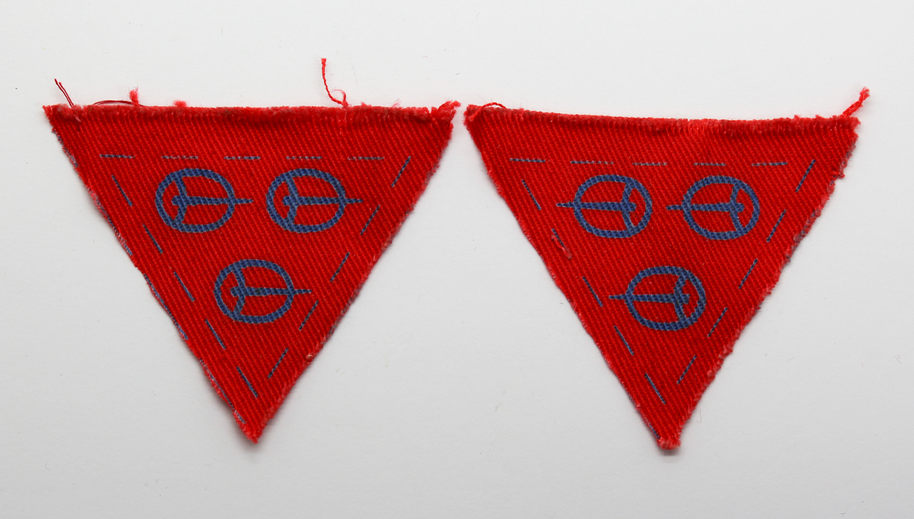 Pair of 4th Anti-Aircraft Division Printed Formation Signs