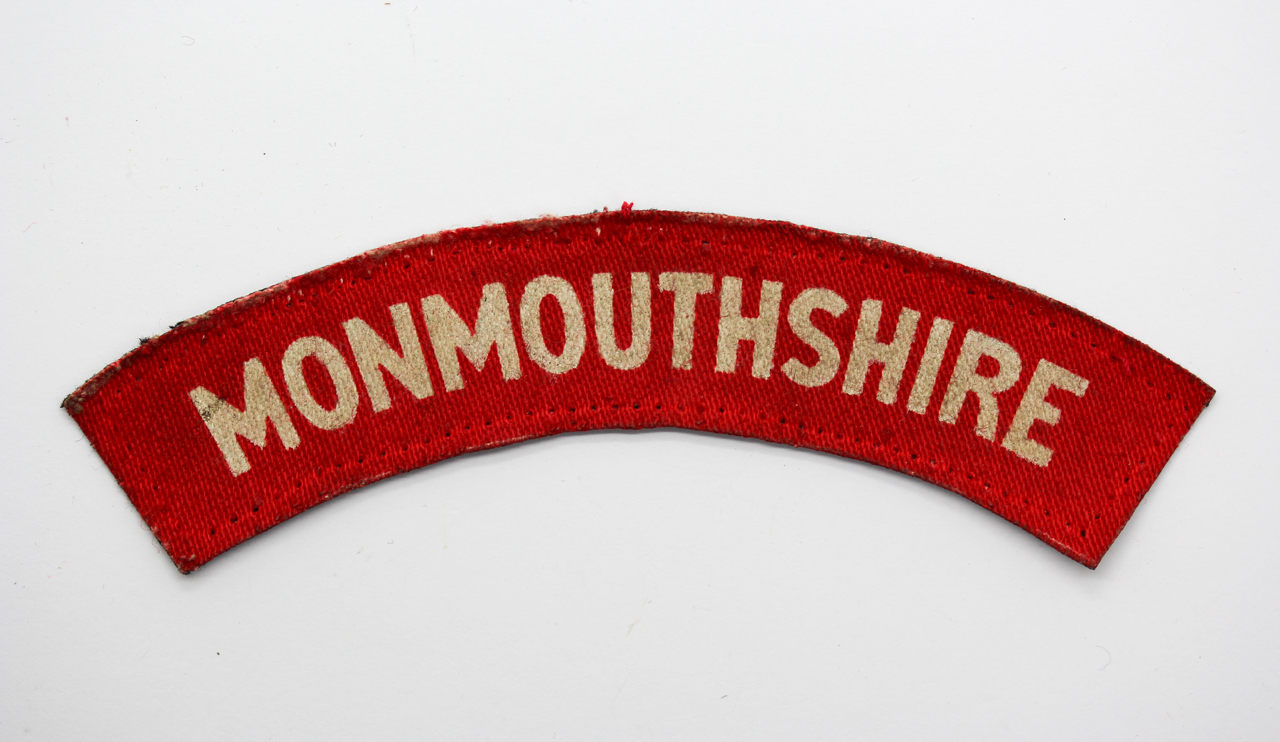 Monmouthshire Regiment (MONMOUTHSHIRE) WW2 Printed Shoulder Title
