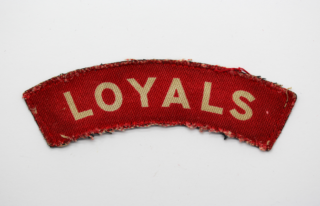 The Loyal Regiment (LOYALS) WW2 Printed Shoulder Title