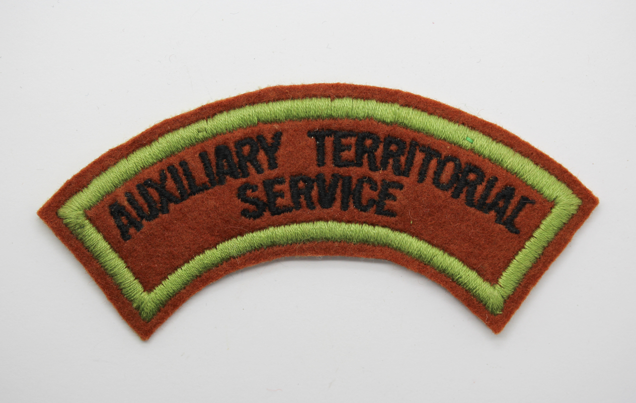 A.T.S. (AUXILIARY TERRITORIAL SERVICE) Cloth Shoulder Title