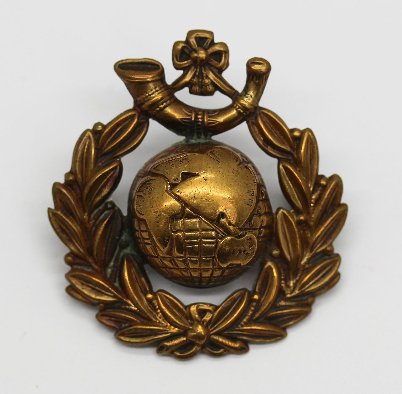 Royal Marine Light Infantry (R.M.L.I.) Cap Badge
