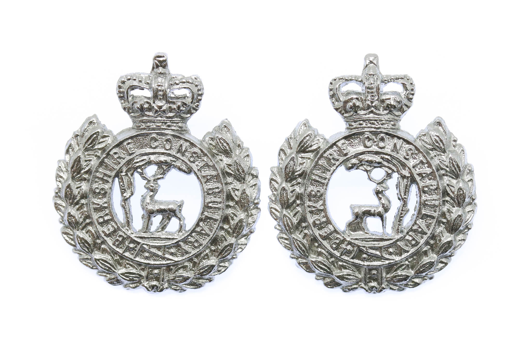 Pair of Berkshire Constabulary Collar Badges - Queen's Crown