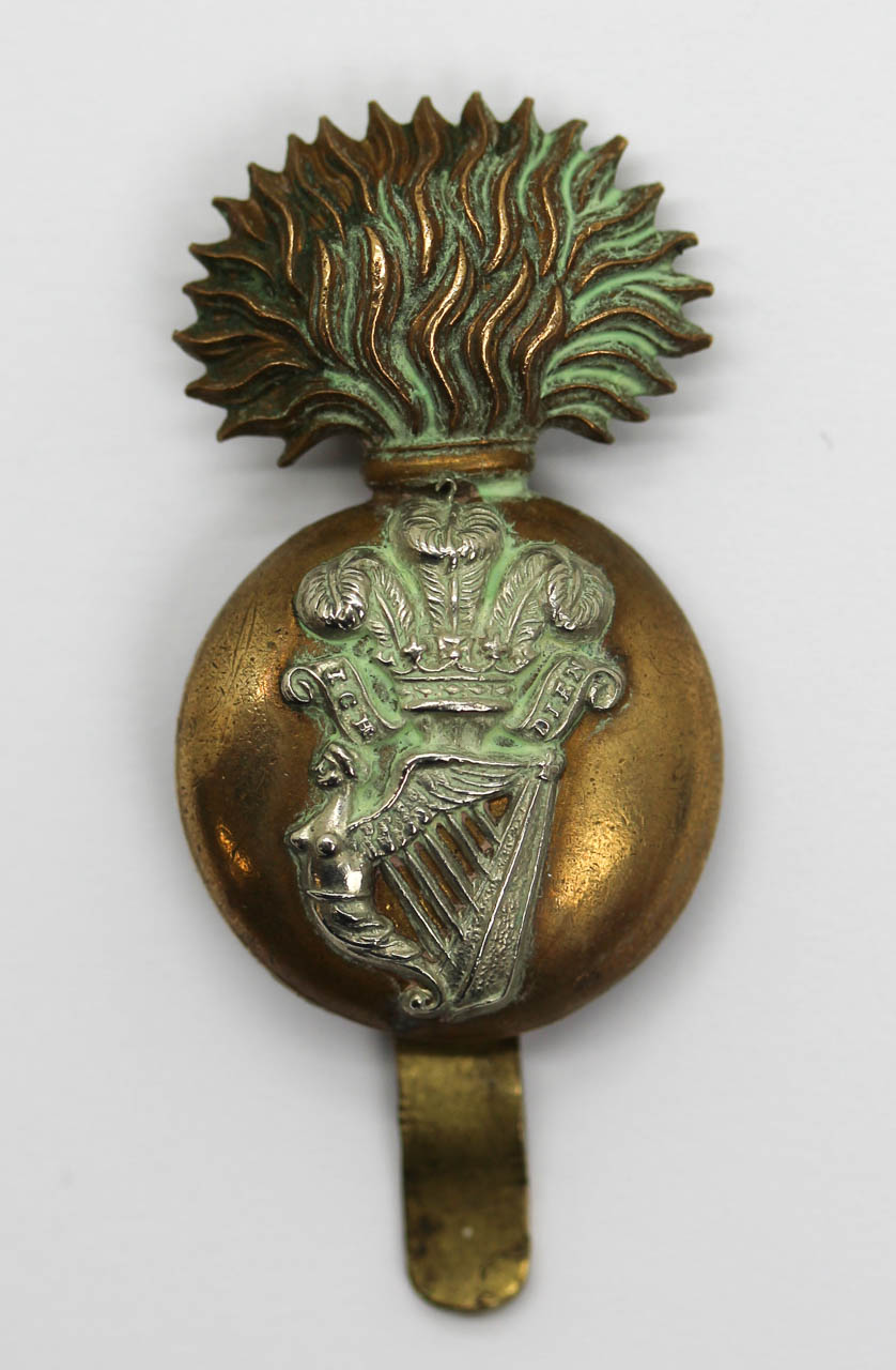 Scarce Royal Irish Fusiliers Large Brodrick Cap Badge ( c. 1902 - 05)