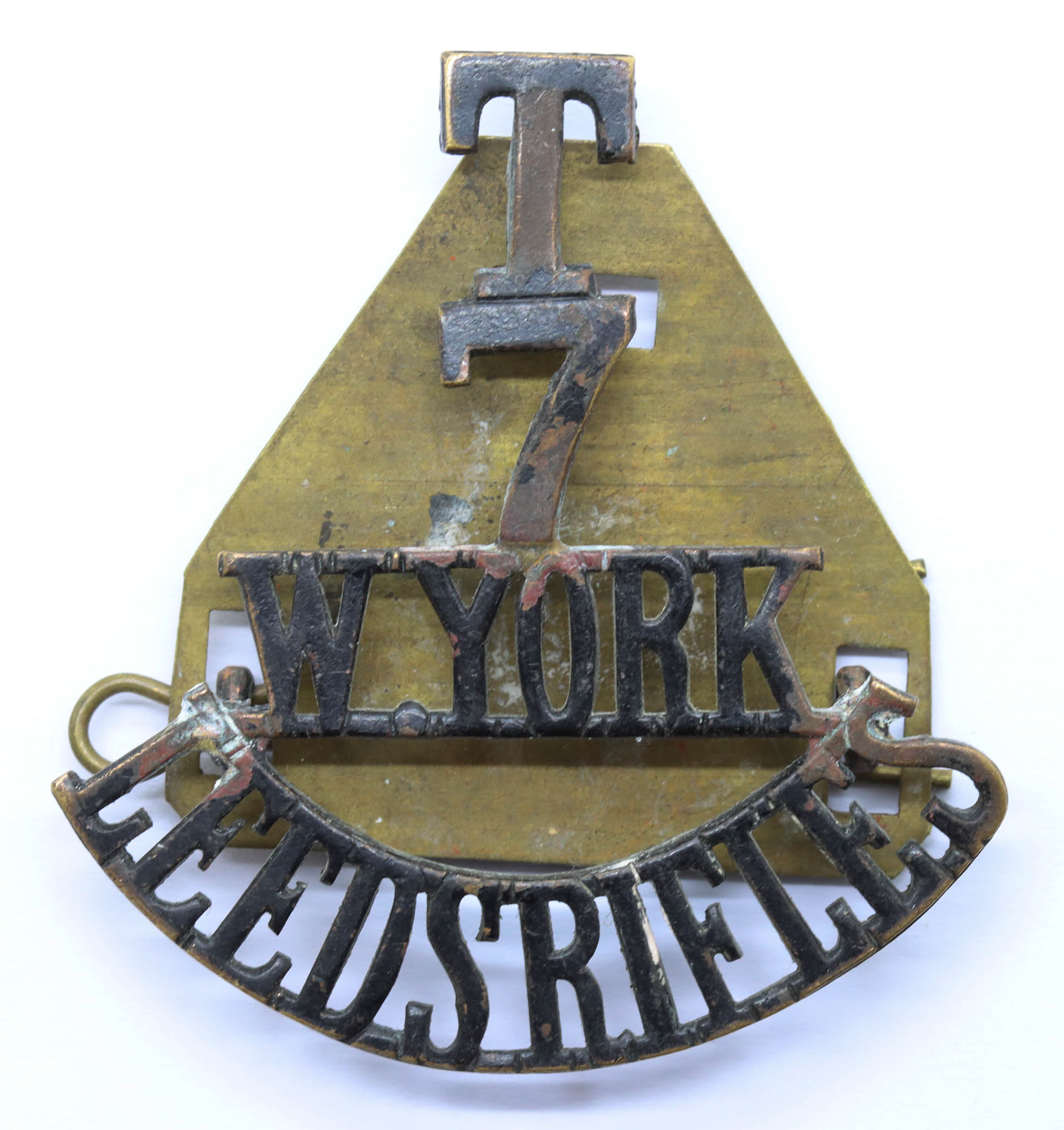 7th Territorial Bn. (Leeds Rifles) West Yorkshire Regiment (T/7/W.YORK/LEEDS RIFLES) Shoulder Title