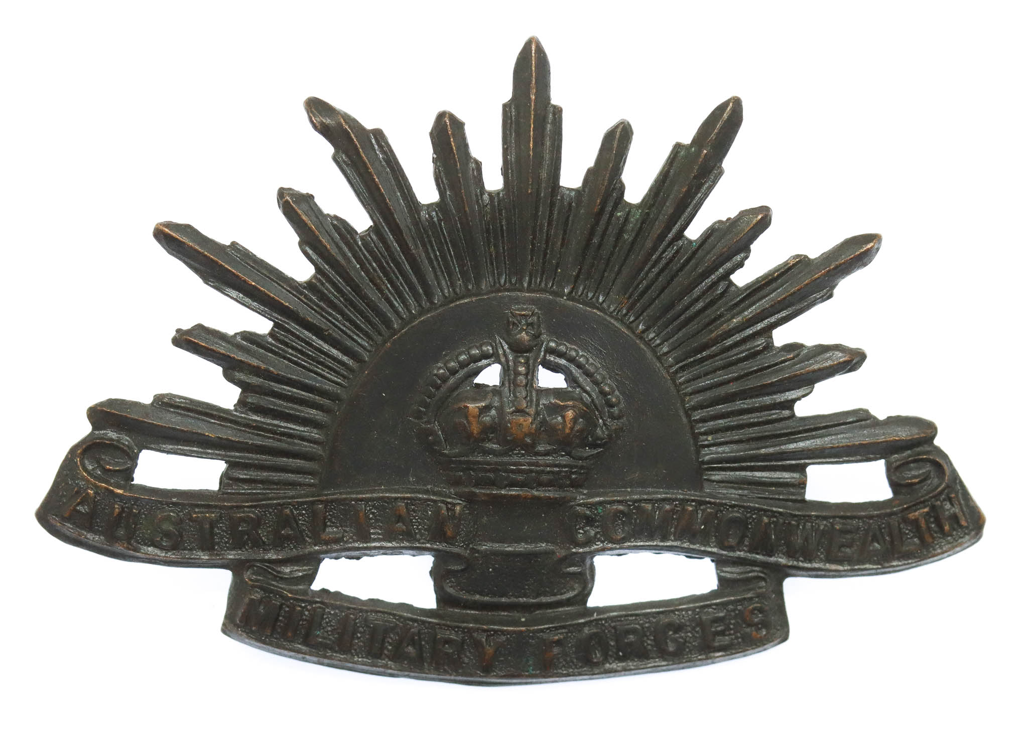 Australian Commonwealth Military Forces Slouch Hat Badge - King's Crown