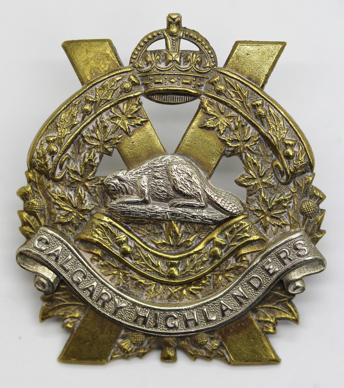 Canadian Calgary Highlanders Cap Badge - King's Crown