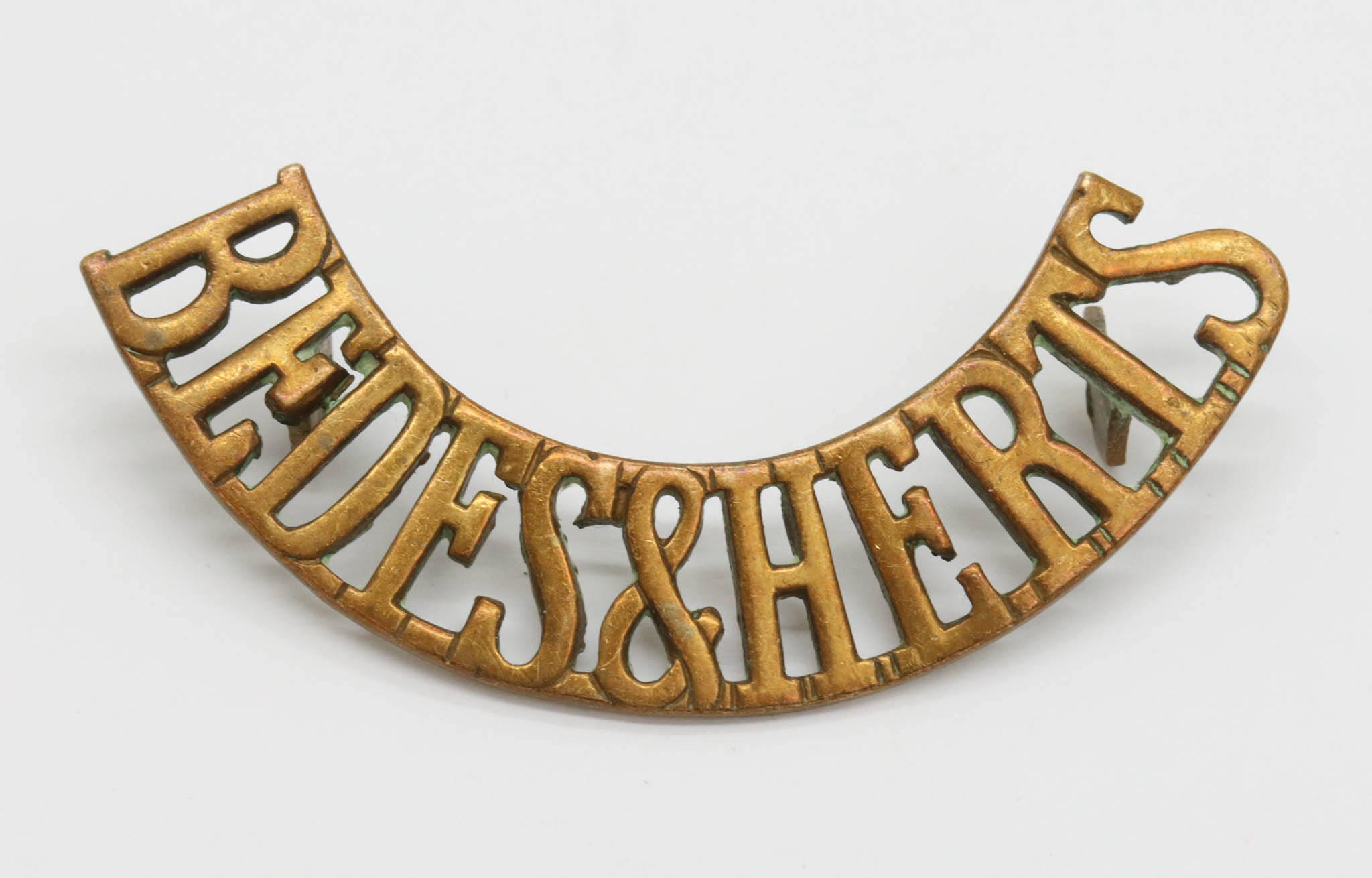 Bedfordshire & Hertfordshire Regiment (BEDFS & HERTS) Shoulder Title