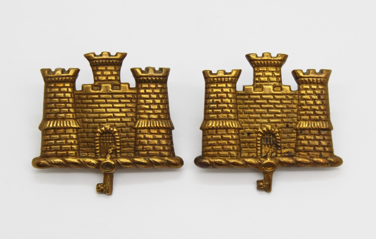 Pair of Suffolk Regiment Collar Badges