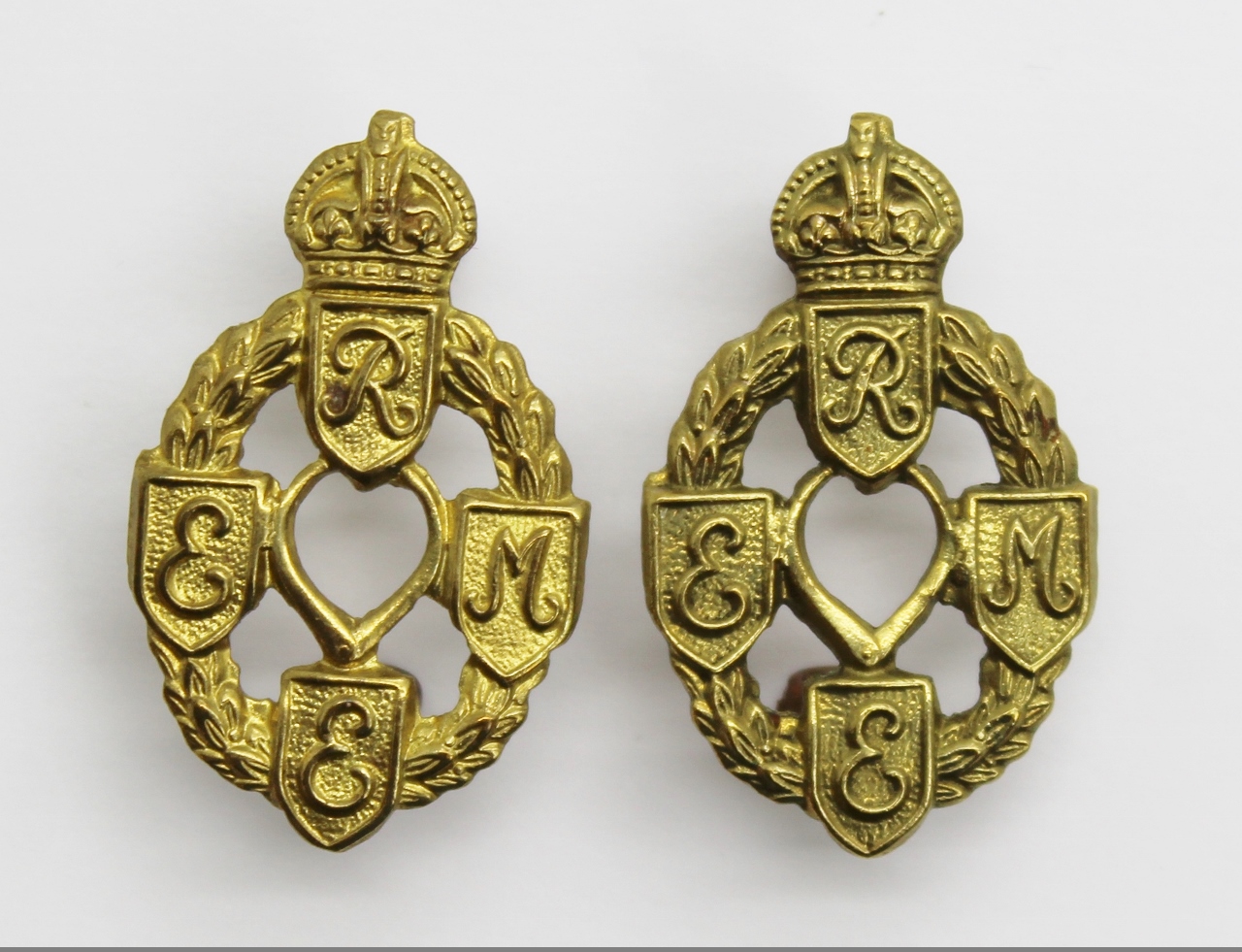 Pair of Royal Electrical & Mechanical Engineers (R.E.M.E.) Collar Badges - King's Crown (1st Pattern)