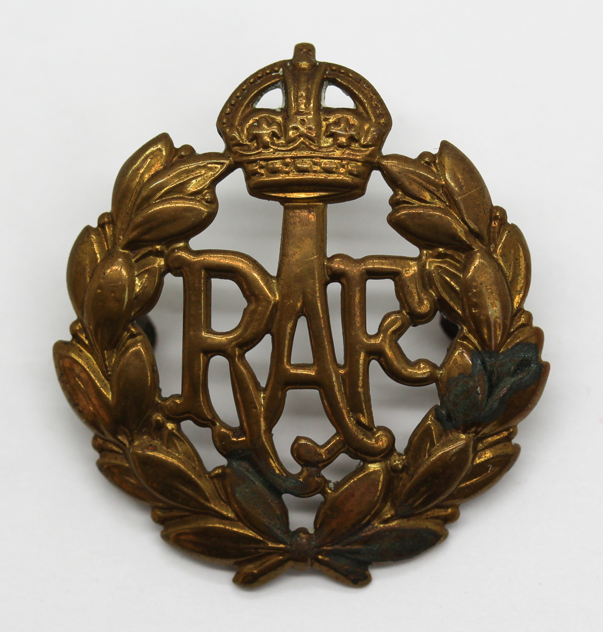 Royal Air Force (R.A.F.) Cap Badge - KIng's Crown