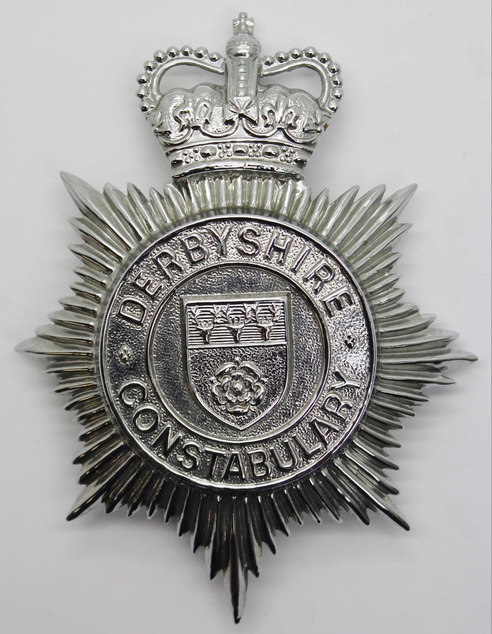 Derbyshire Constabulary Helmet Plate - Queen's Crown