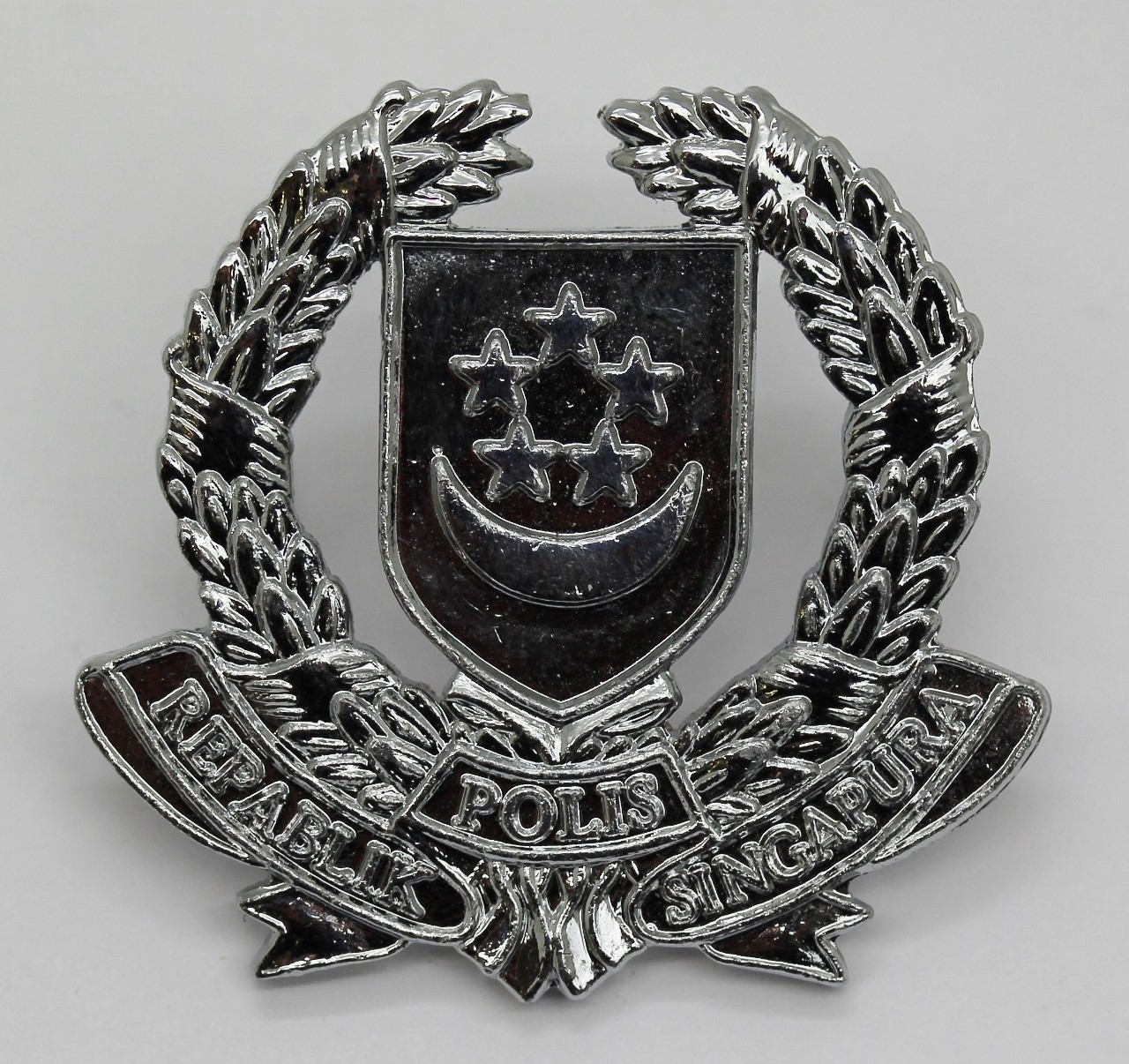 Singapore Police Cap Badge