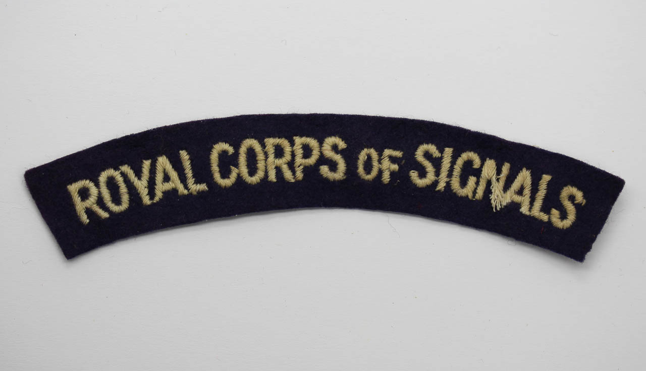 Royal Signals (ROYAL CORPS OF SIGNALS) Cloth Shoulder Title