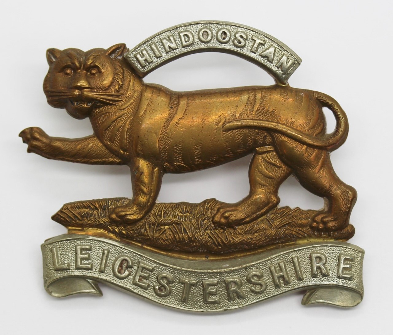Victorian/Edwardian Leicestershire Regiment Cap Badge