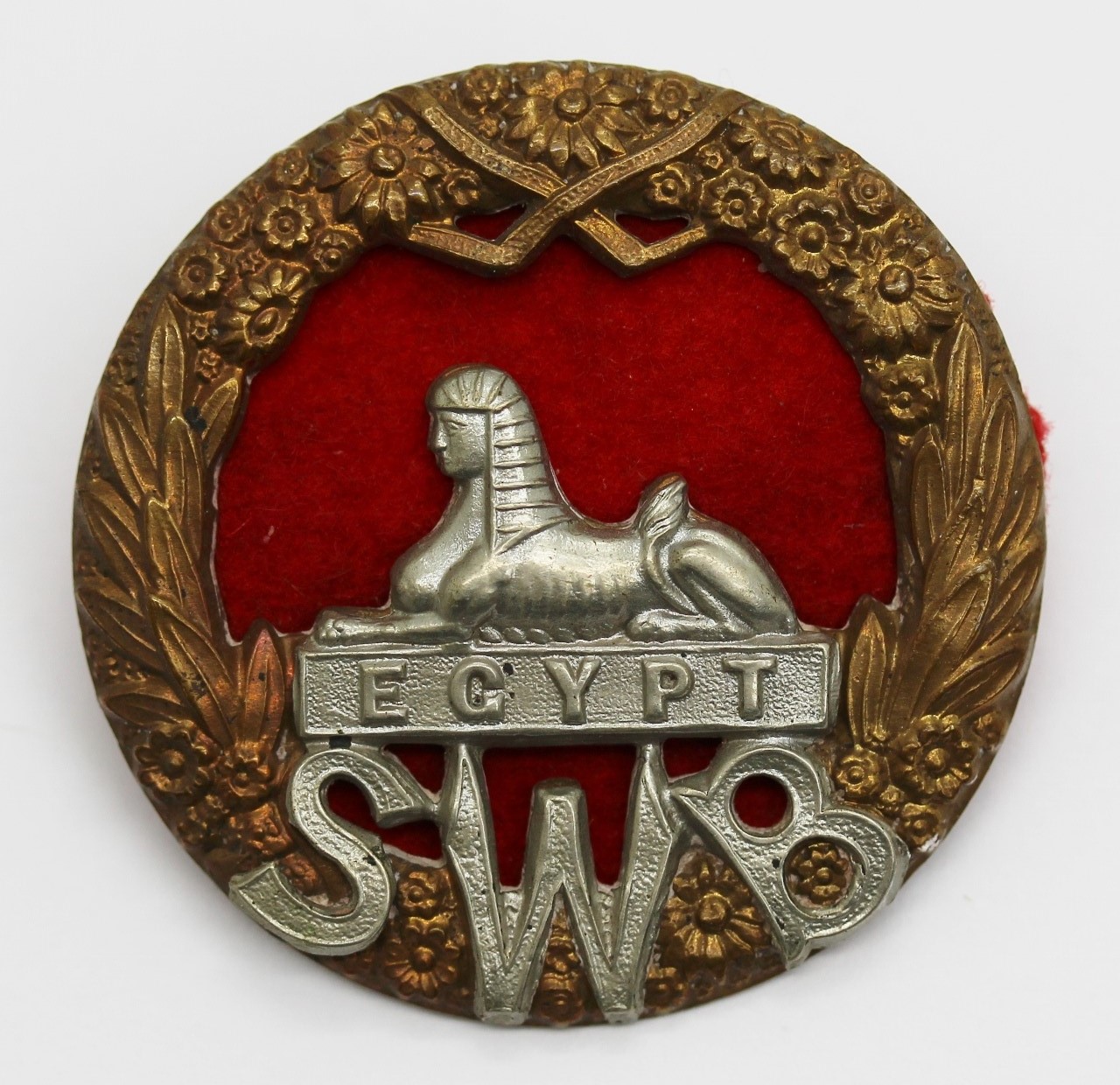 Victorian/Edwardian South Wales Borderers Cap Badge