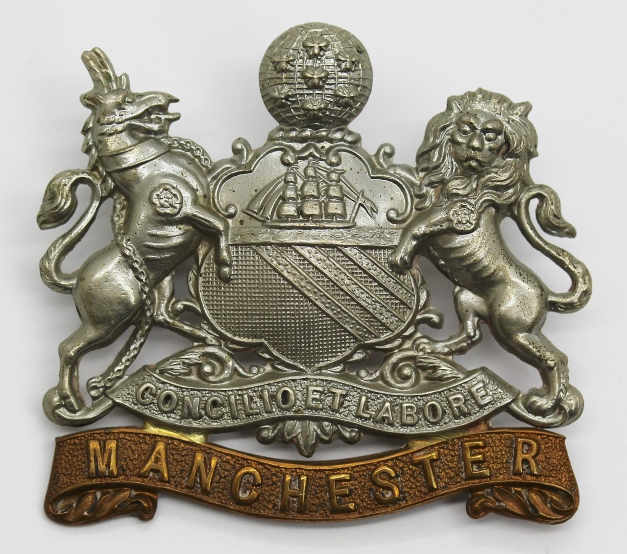 Victorian/Edwardian Manchester Regiment Cap Badge