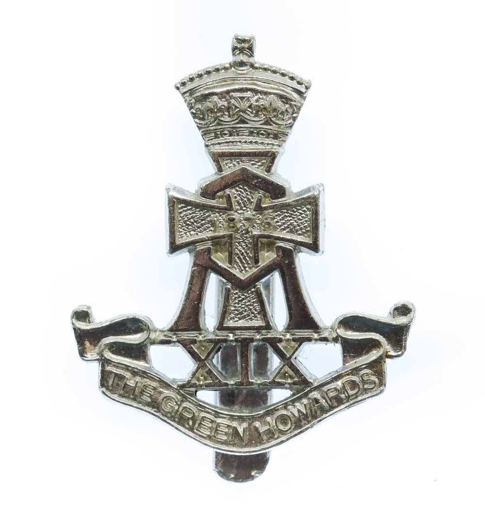 Green Howards Anodised (Staybrite) Cap Badge