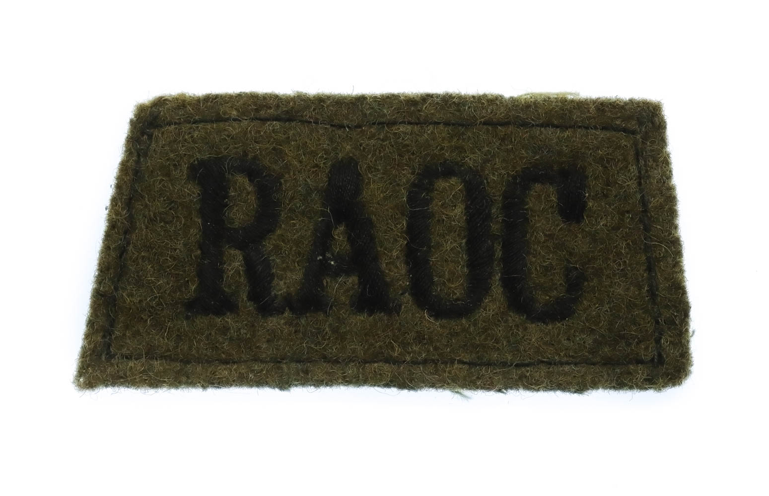 Royal Army Ordnance Corps (R.A.O.C.) WW2 Cloth Slip On Shoulder Title