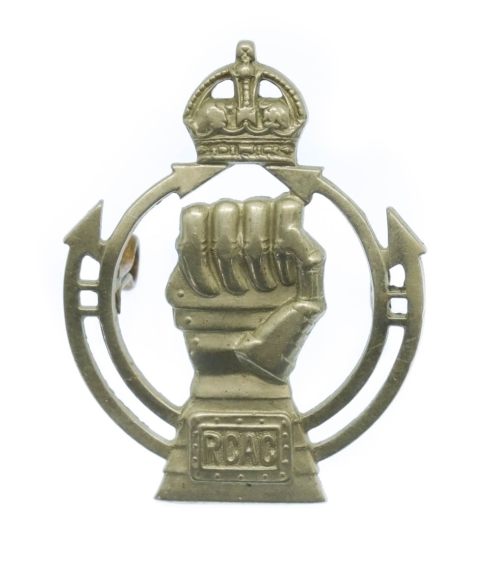 Royal Canadian Armoured Corps (R.C.A.C.) Cap Badge - King's Crown