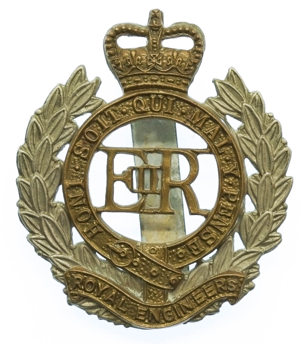 EIIR Royal Engineers Bi-Metal Cap Badge