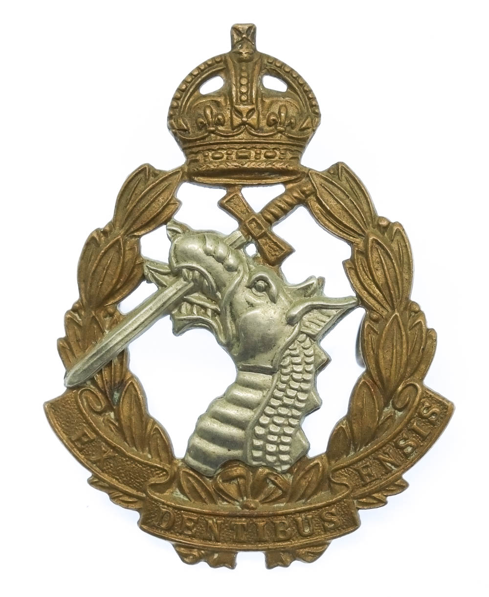 Royal Army Dental Corps (R.A.D.C.) Cap Badge - King's Crown (2nd Pattern)