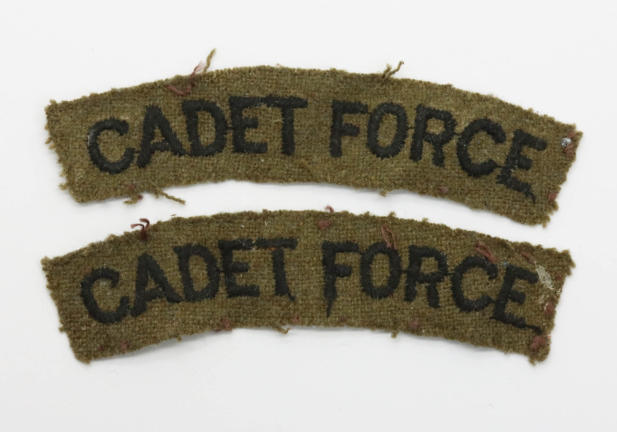Pair of WW2 Army Cadet Force (CADET FORCE)  Cloth Shoulder Titles