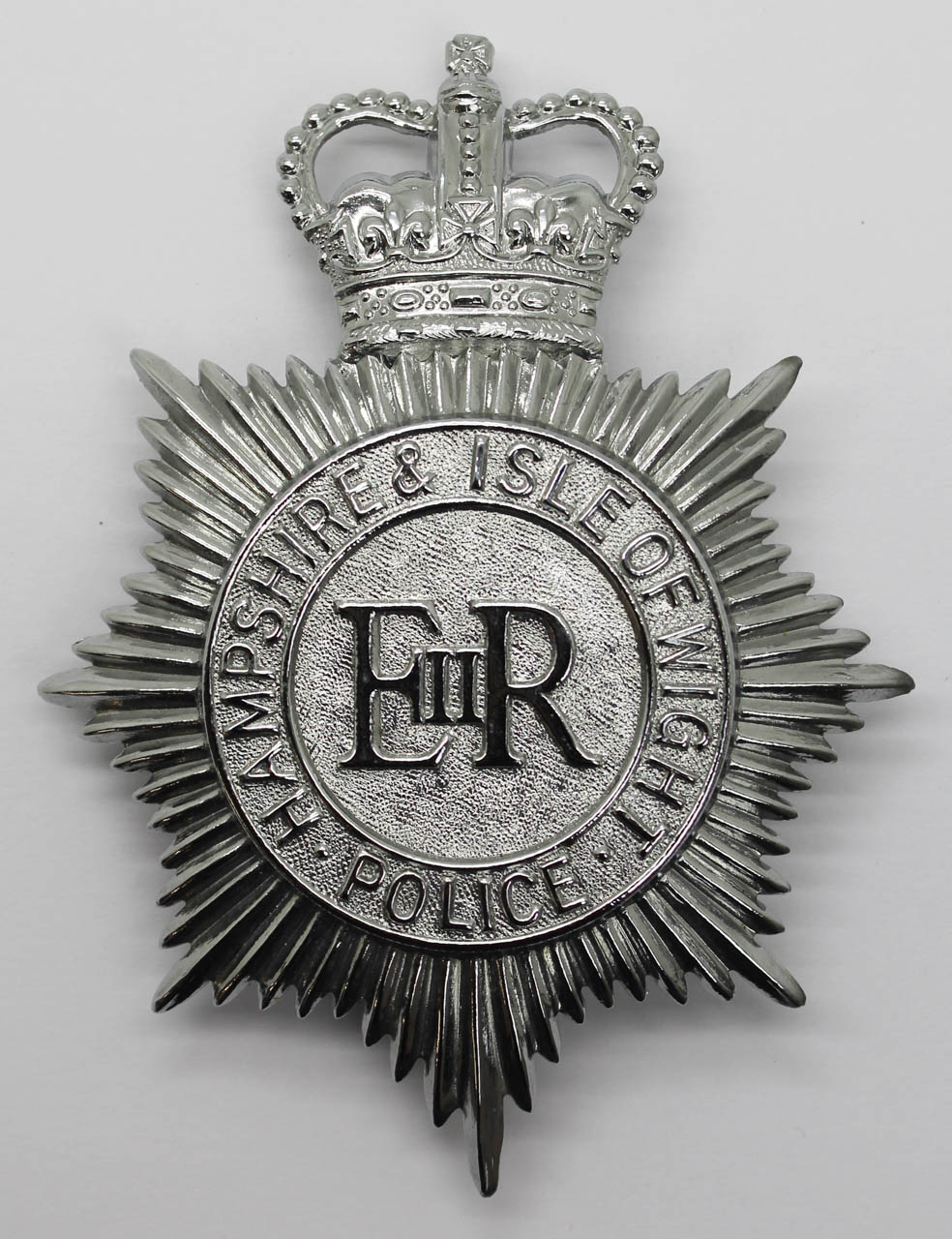 Hampshire & Isle of Wight Police Helmet Plate - Queen's Crown