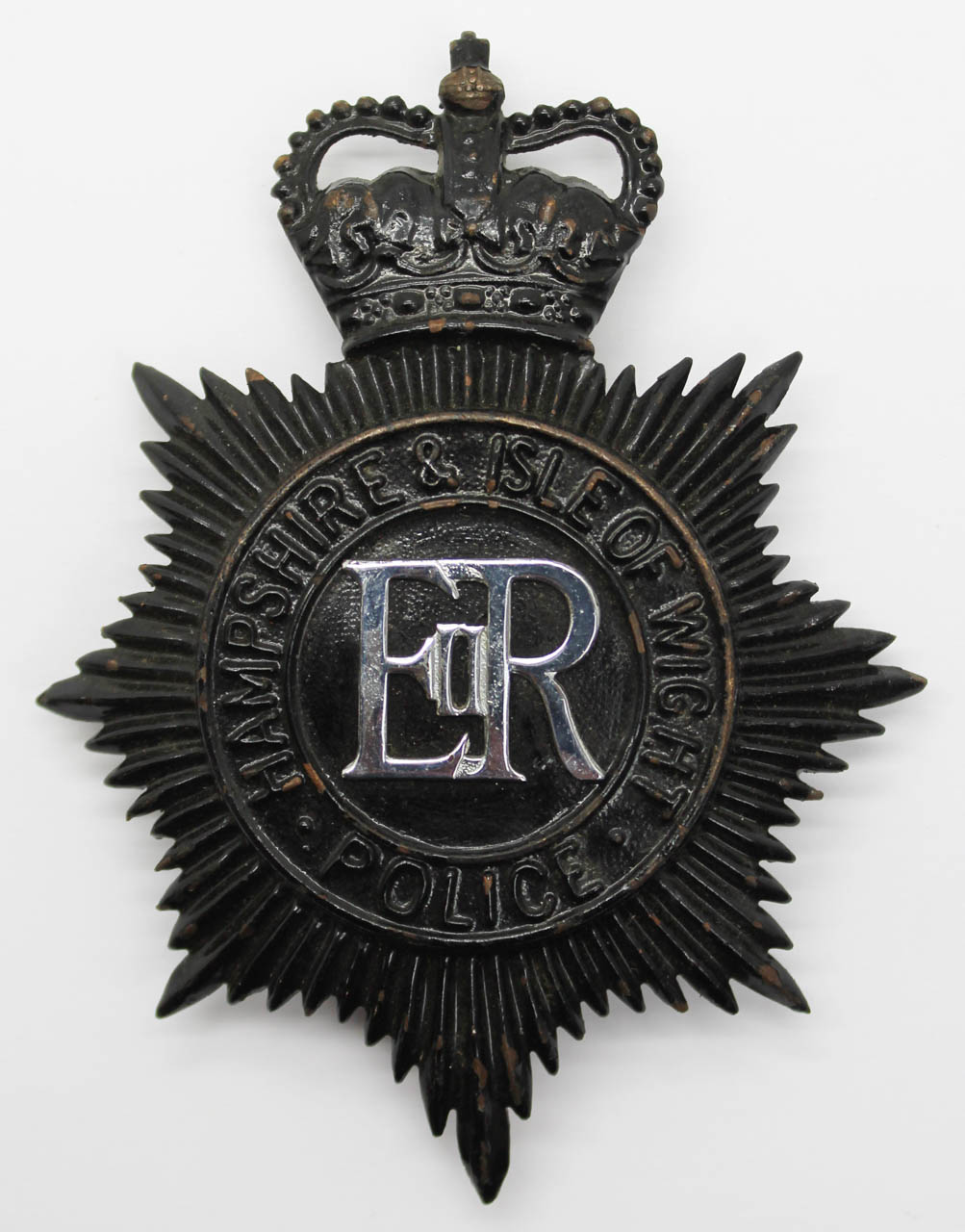 Hampshire & Isle of Wight Police Night Helmet Plate - Queen's Crown
