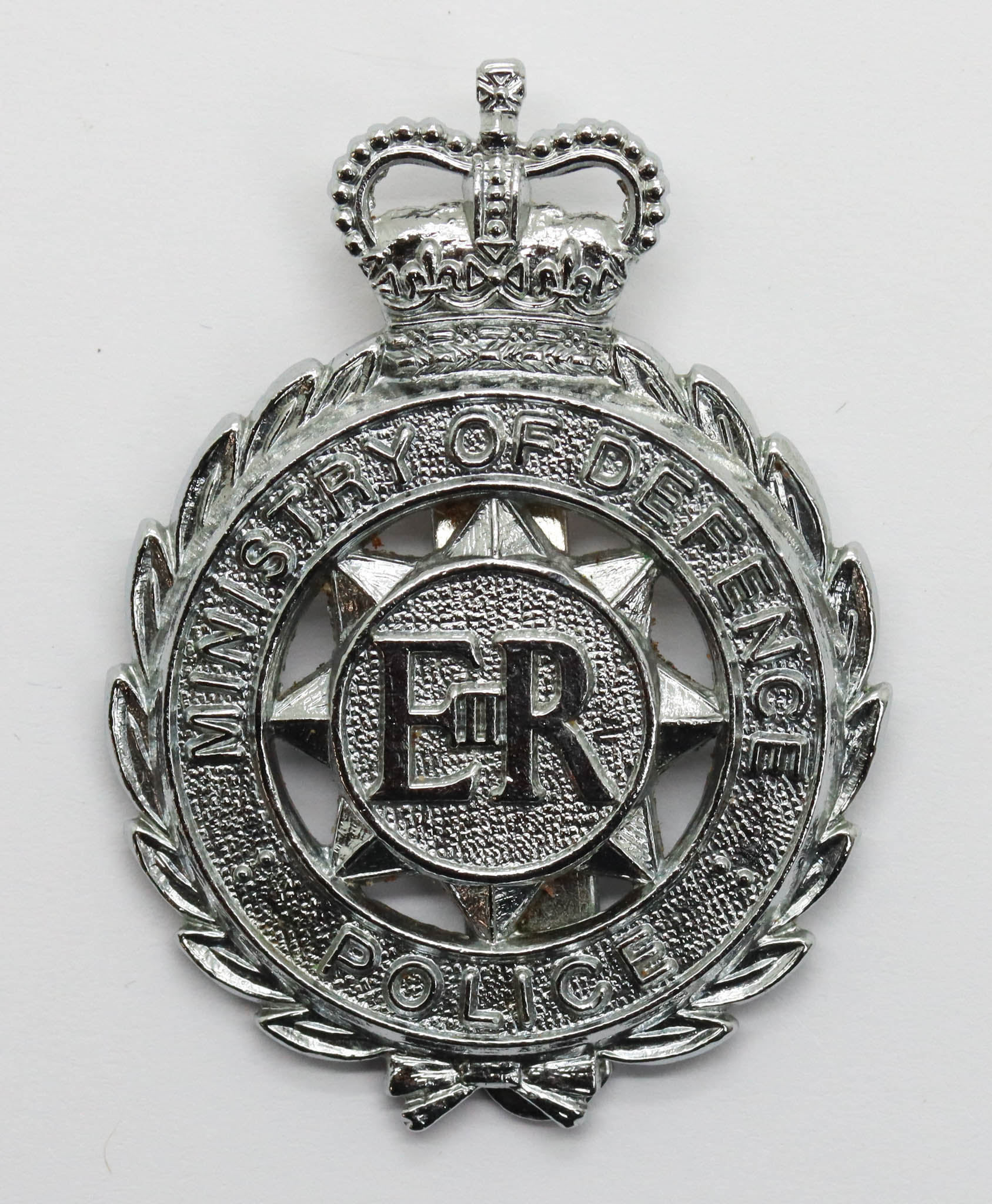 Ministry of Defence Police Cap Badge - Queen's Crown