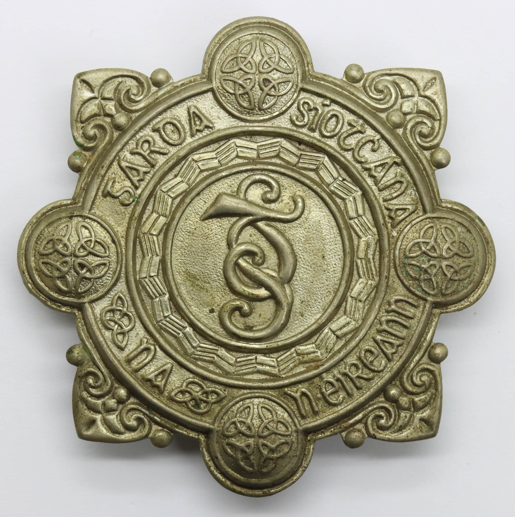 Garda Siochana (Irish Police) Helmet Plate