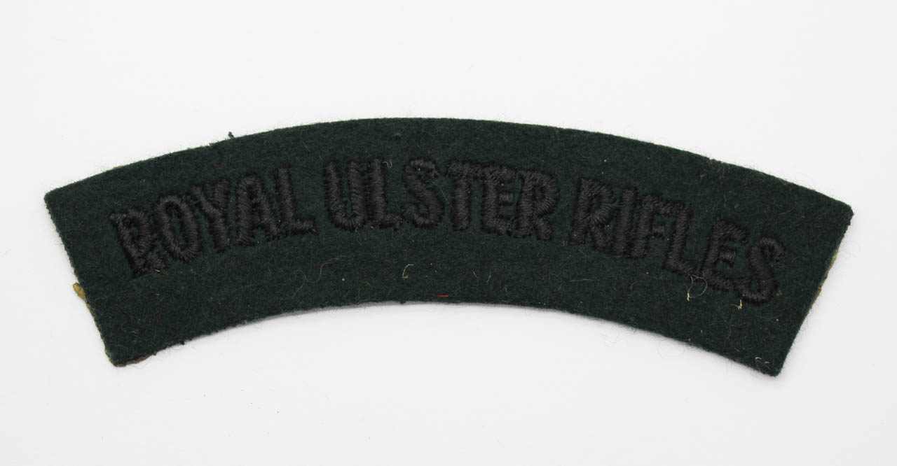 Royal Ulster Rifles (ROYAL ULSTER RIFLES) Cloth Shoulder Title