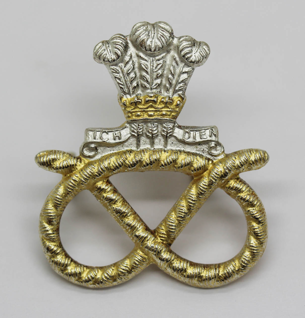 1st Bn. Staffordshire Regiment Officer's Cap Badge