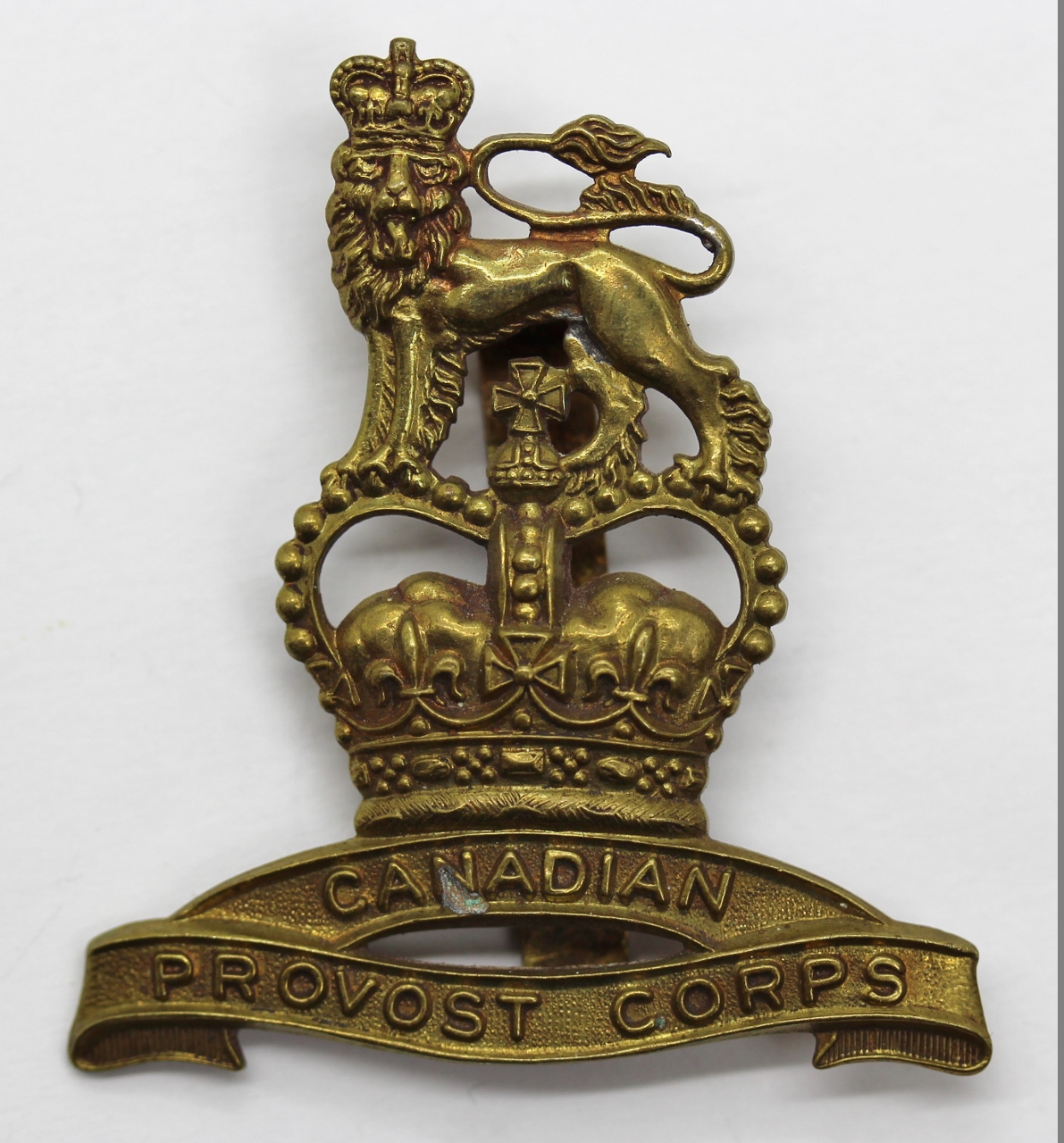 Canadian Provost Corps Cap Badge - Queen's Crown