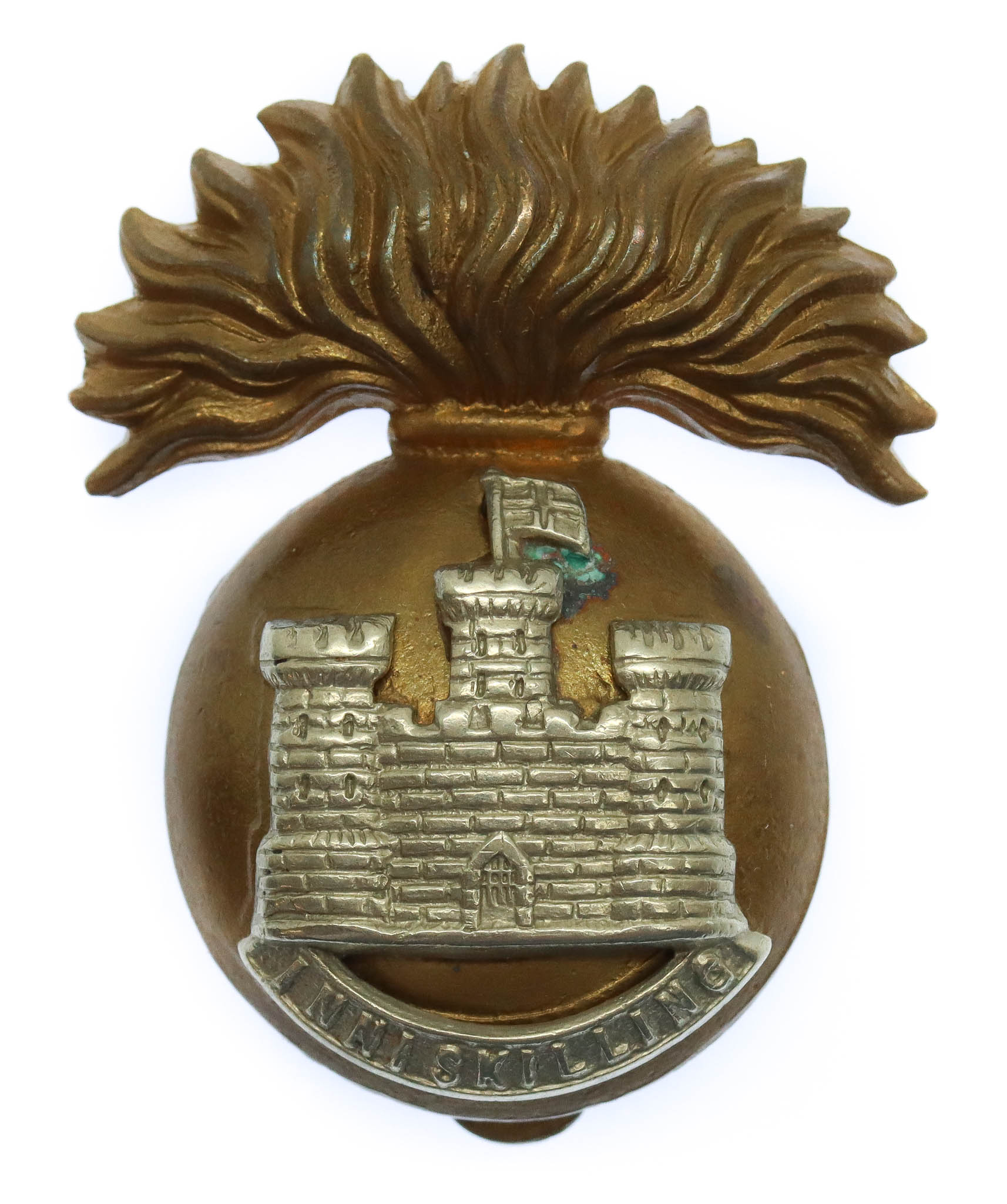 Royal Inniskilling Fusiliers Cap Badge (Flag Right)
