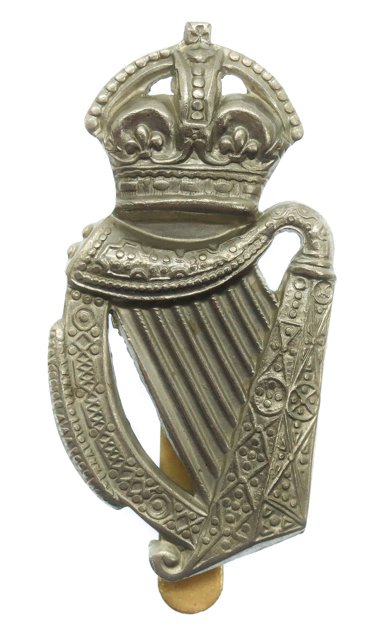 18th County of London Bn. (London Irish Rifles) London Regiment Cap Badge