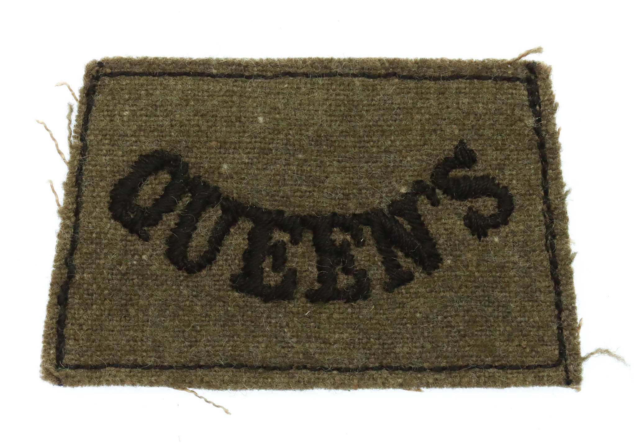 Queen's Royal West Surrey Regiment (Queen's) WW2 Cloth Slip On Shoulder Title