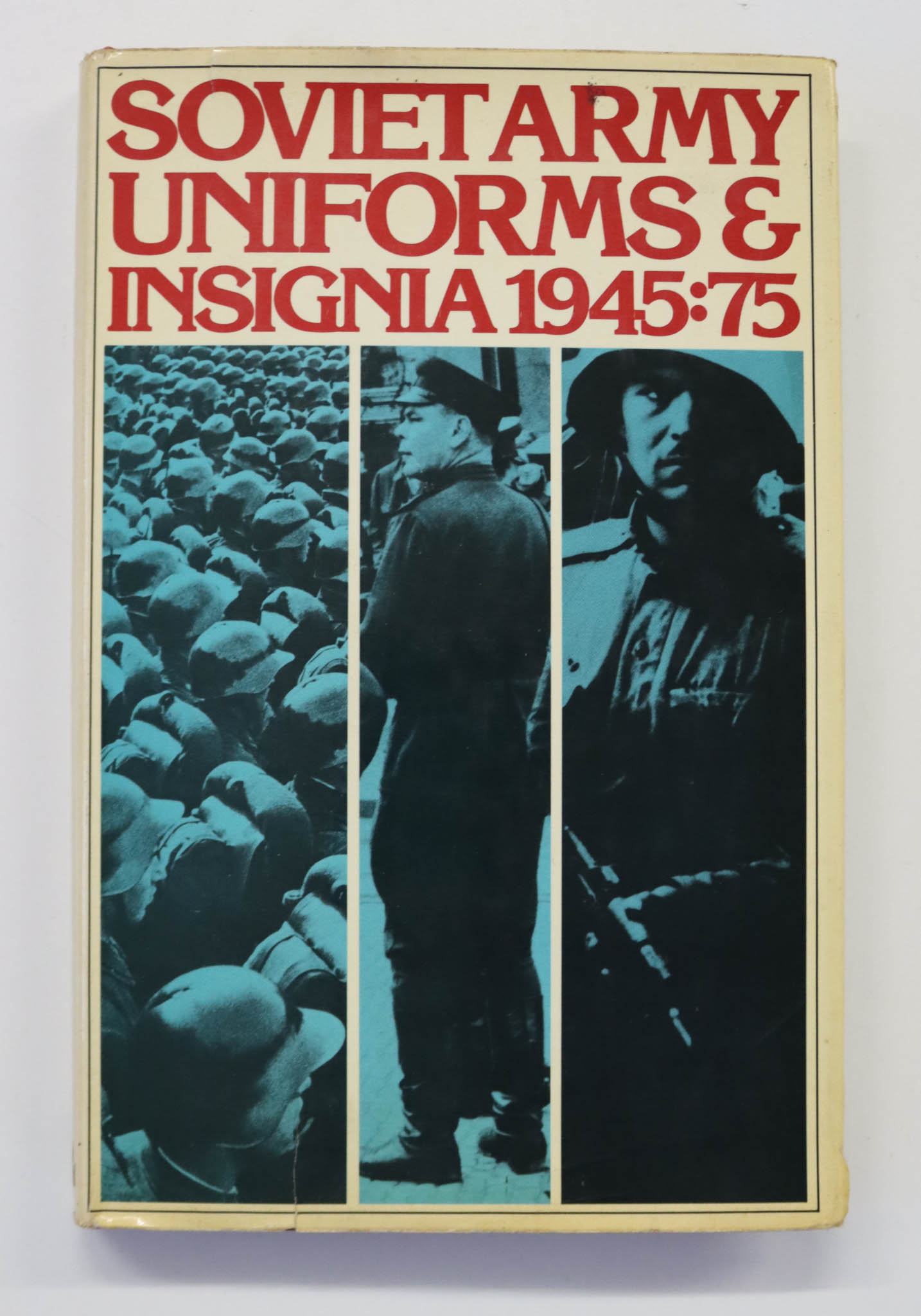 Book - Soviet Army Uniforms and Insignia 1945:75