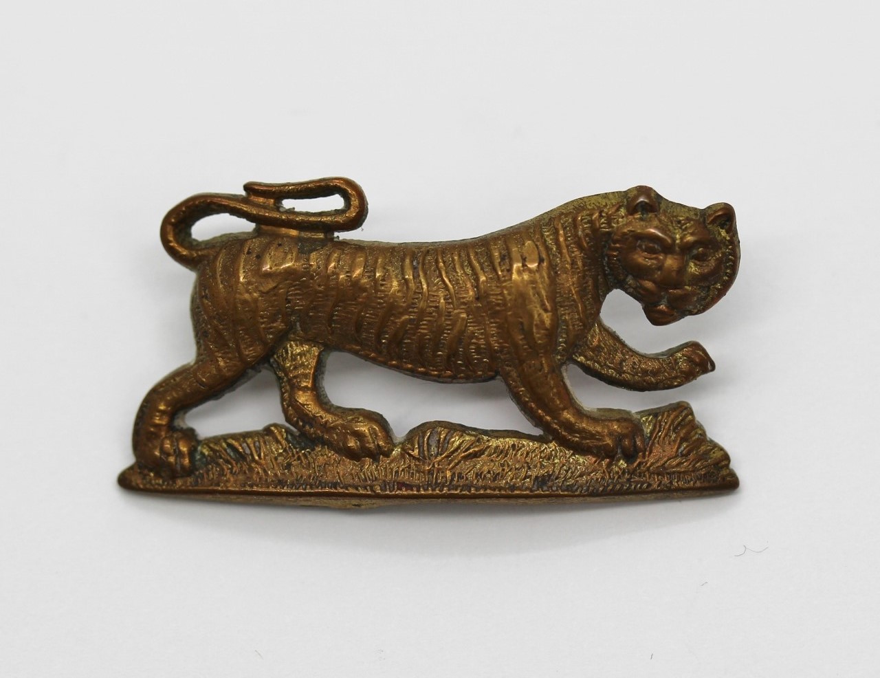 Victorian York & Lancaster Regiment Collar Badge