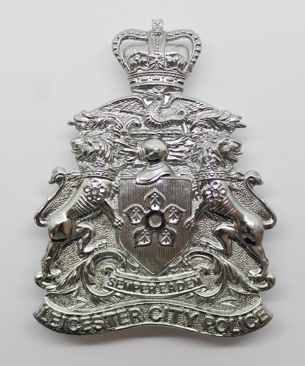 Leicester City Police Helmet Plate - Queen's Crown