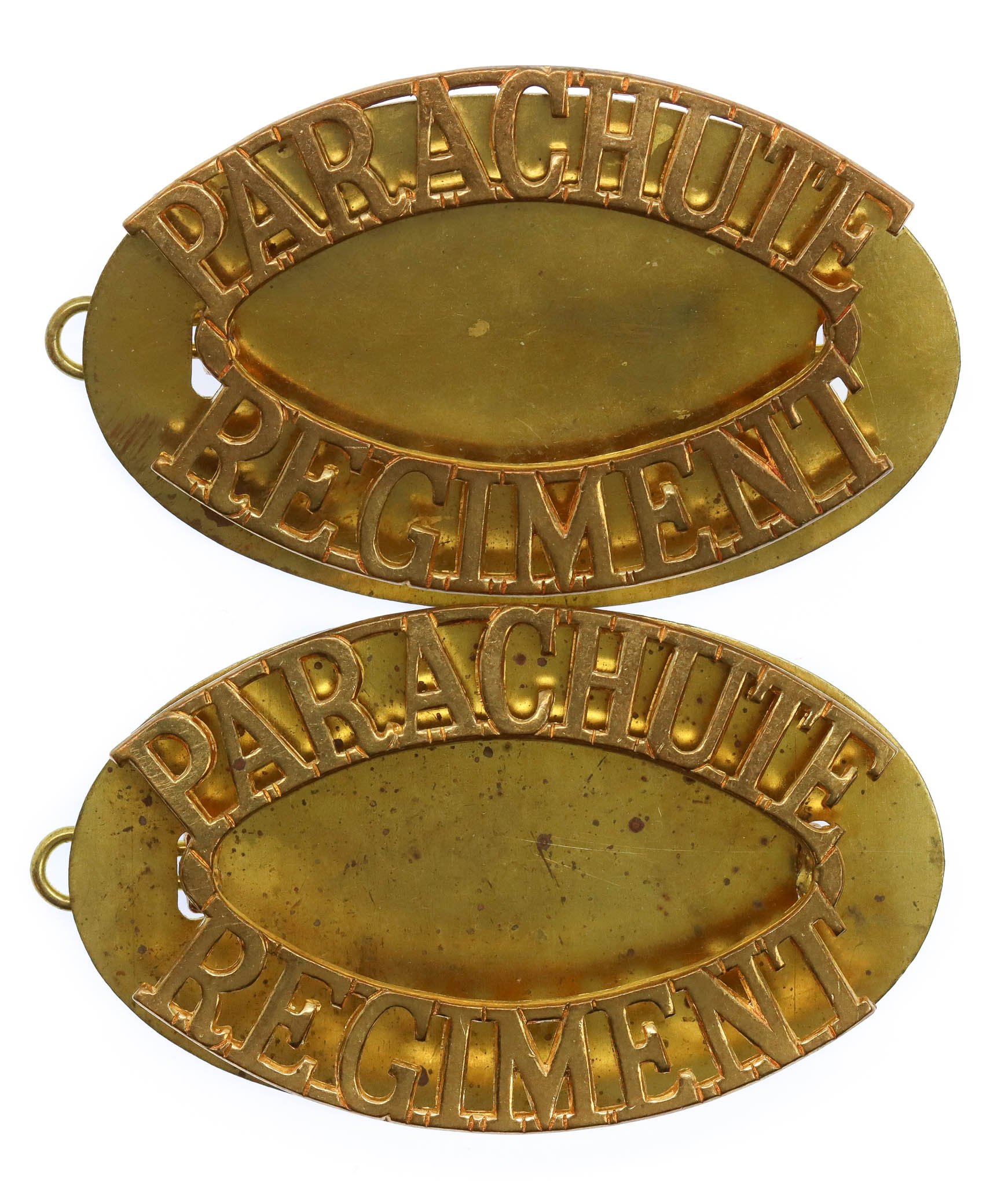 Pair of Parachute Regiment (PARACHUTE/REGIMENT) Shoulder Titles
