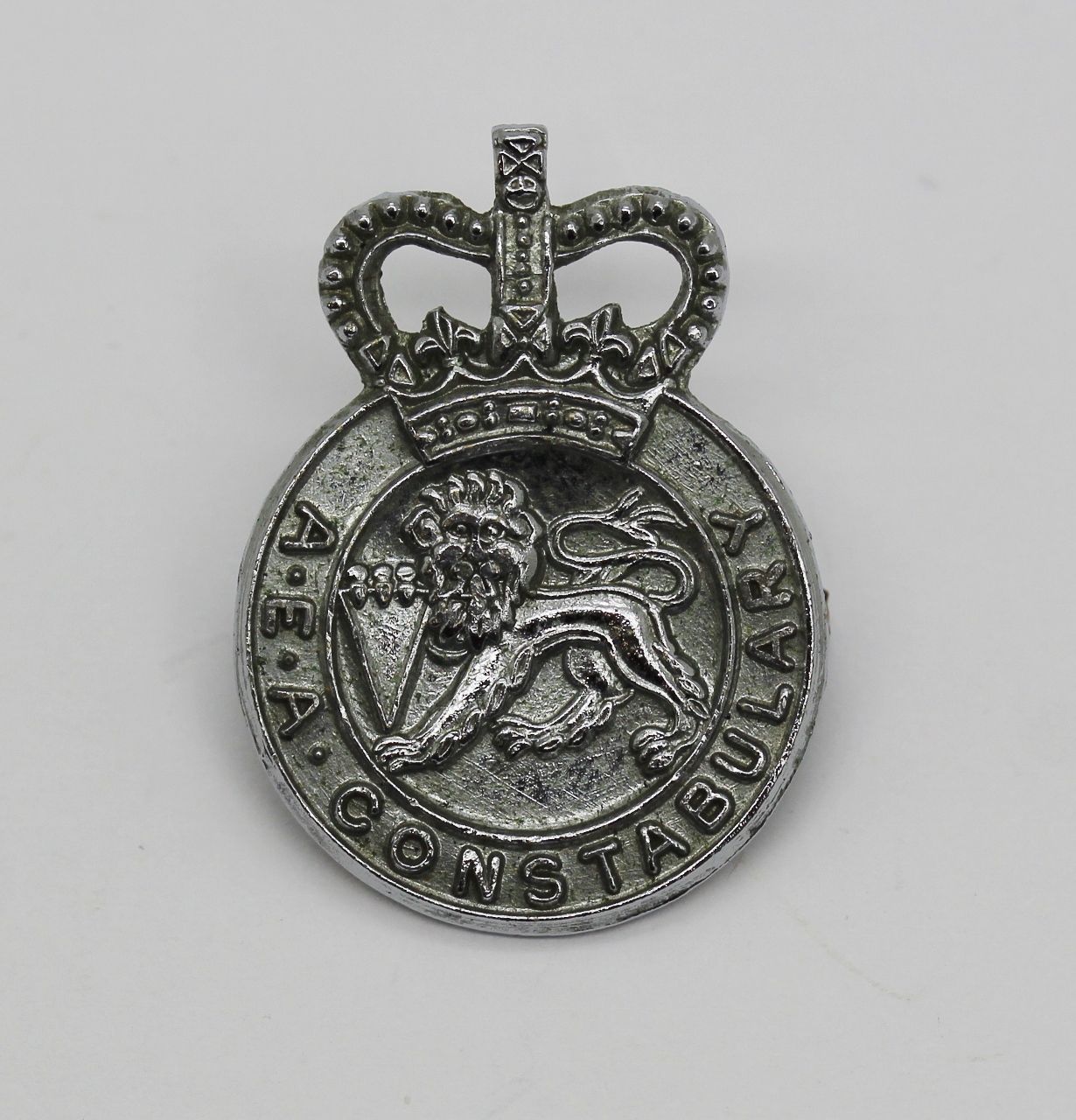 United Kingdom Atomic Energy Authority (U.K.A.E.A.) Constabulary Collar Badge - Queen's Crown