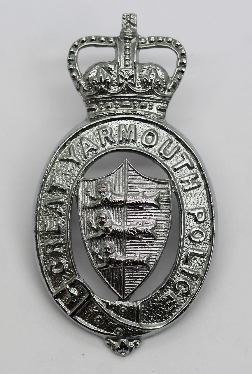 Great Yarmouth Police Cap Badge - Queen's Crown