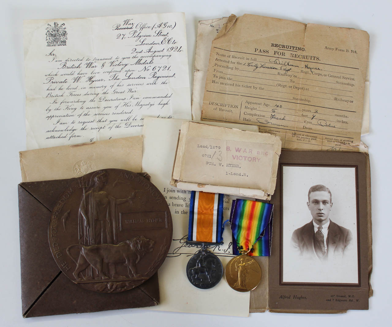 WW1 British War Medal, Victory Medal and Memorial Plaque - Pte. W. Hyner, 1st Bn. London Regiment - K.I.A.