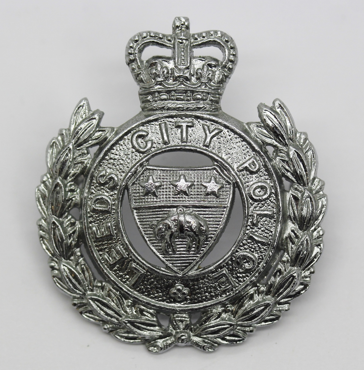 Leeds City Police Cap Badge - Queen's Crown