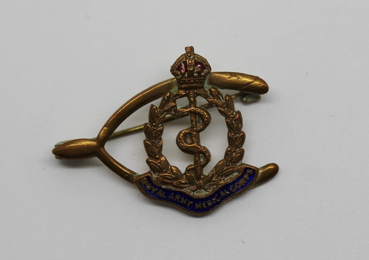 Royal Army Medical Corps (R.A.M.C.) Sweetheart Brooch - King's Crown