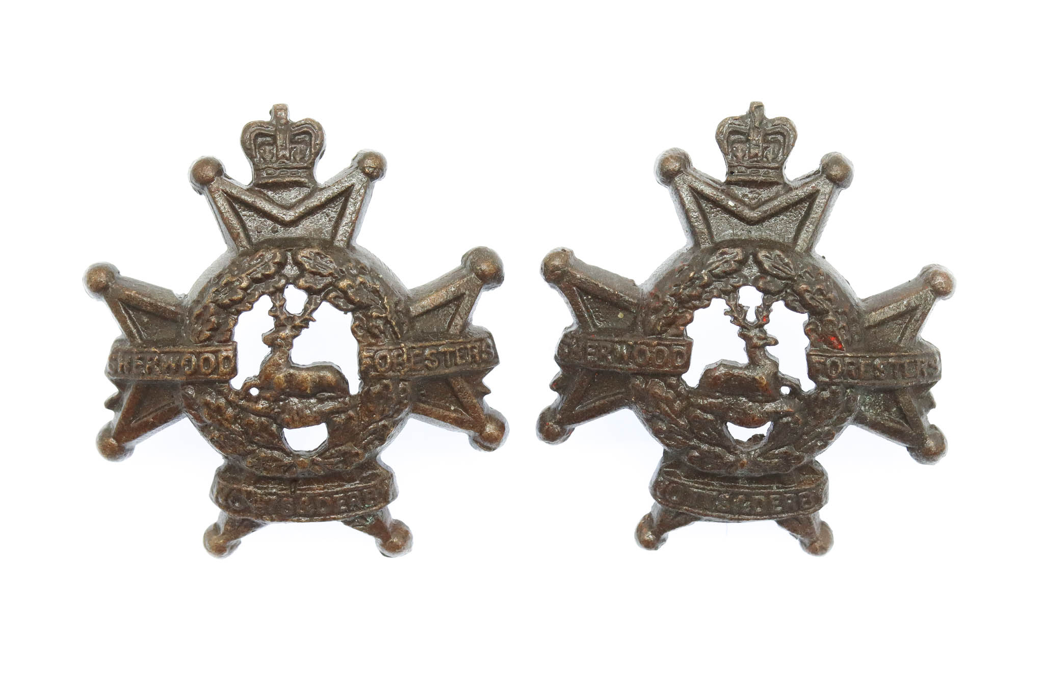 Pair of Notts & Derby Regiment (Sherwood Foresters) Officer's Service Dress Collar Badges - Queen's Crown